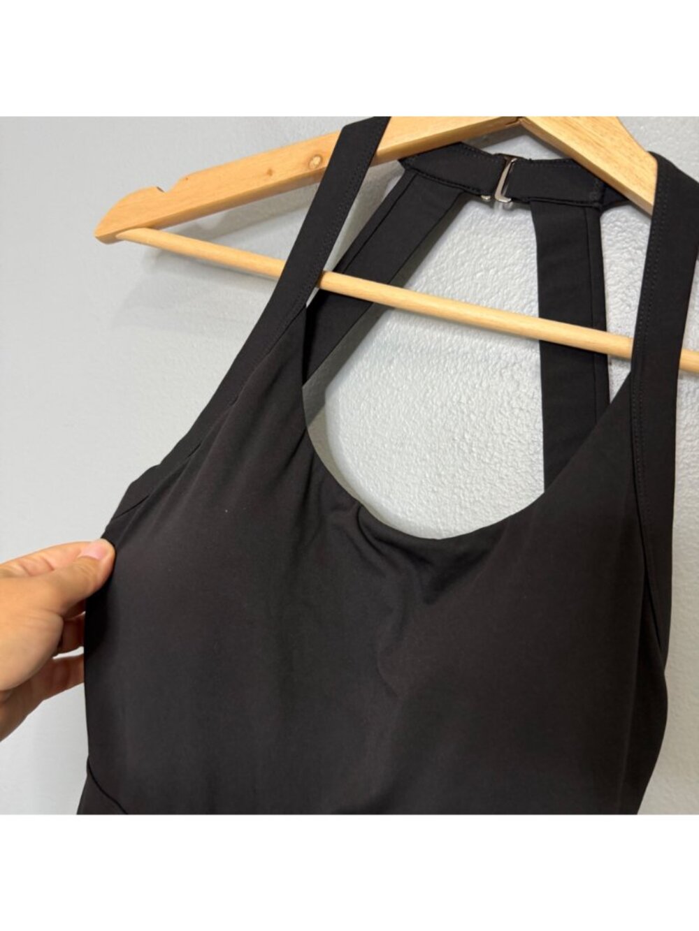 HALARA SoftlyZero Airy Backless Twisted Active Dress in black size S - Picture 4 of 11